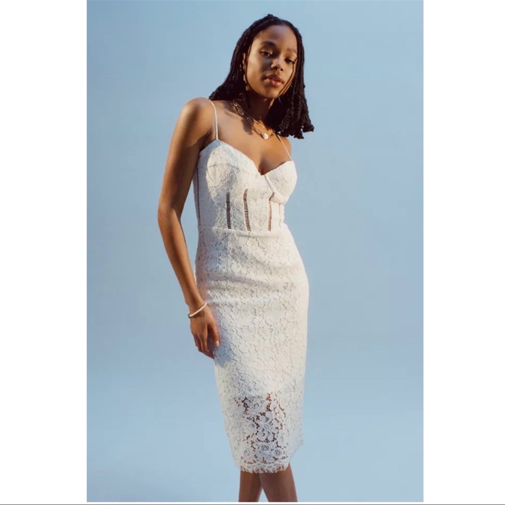 Bardot Brielle Embroidered White Lace size 10